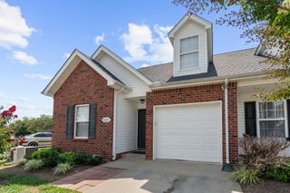 4827 Chelanie Cir, Murfreesboro, TN 37129