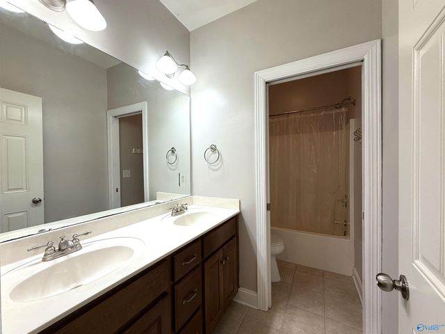 225 Pennsylvania Avenue, Madison, AL 35758
