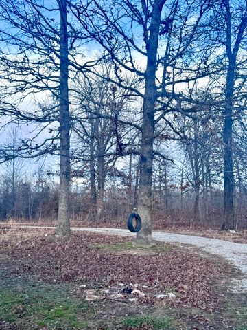 104 Private Road H4, Alton, MO 65606