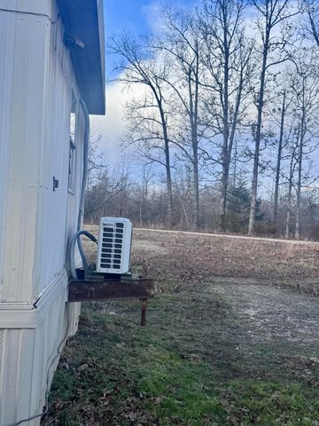 104 Private Road H4, Alton, MO 65606