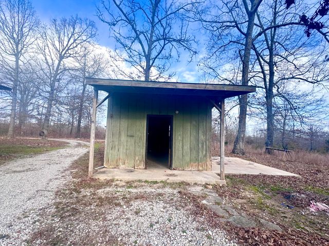 104 Private Road H4, Alton, MO 65606