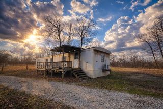 104 Private Road H4, Alton, MO 65606