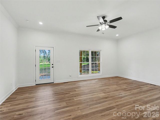 410 E 16th Street, Kannapolis, NC 28083