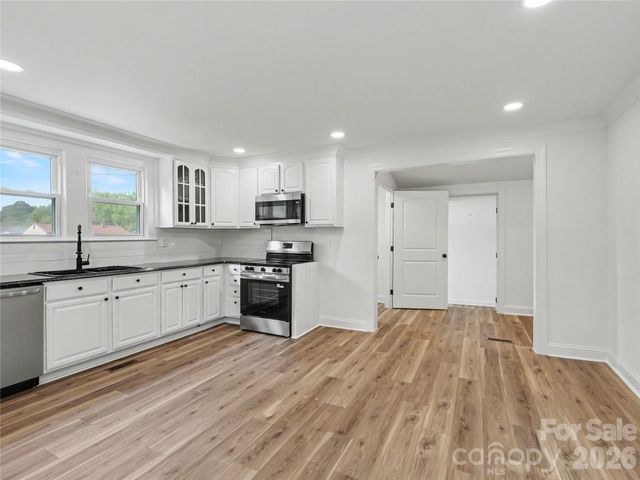 410 E 16th Street, Kannapolis, NC 28083