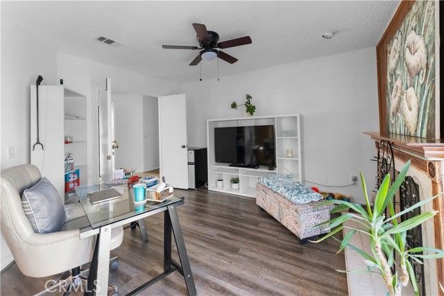 37720 Smoke Tree, Palmdale, CA 93552