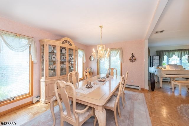 13 Fox Run, North Caldwell Boro, NJ 07006