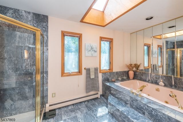 13 Fox Run, North Caldwell Boro, NJ 07006