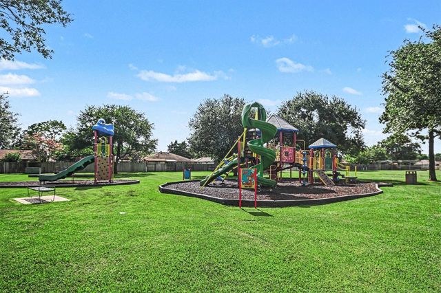 3007 Woodwren Court, League City, TX 77573