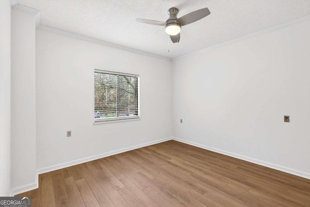 1800 Clairmont Lake A227, Decatur, GA 30033