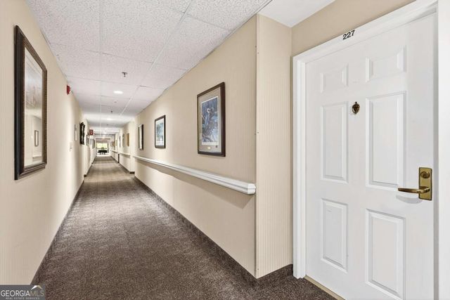 1800 Clairmont Lake A227, Decatur, GA 30033