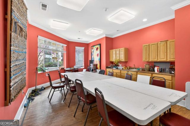 1800 Clairmont Lake A227, Decatur, GA 30033