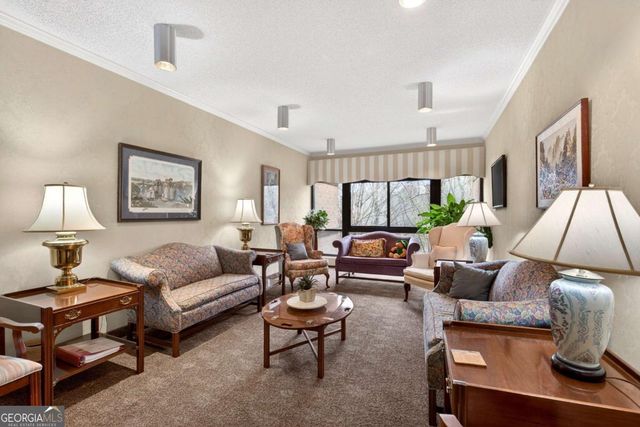 1800 Clairmont Lake A227, Decatur, GA 30033