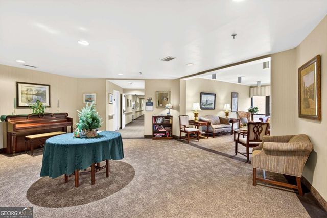 1800 Clairmont Lake A227, Decatur, GA 30033