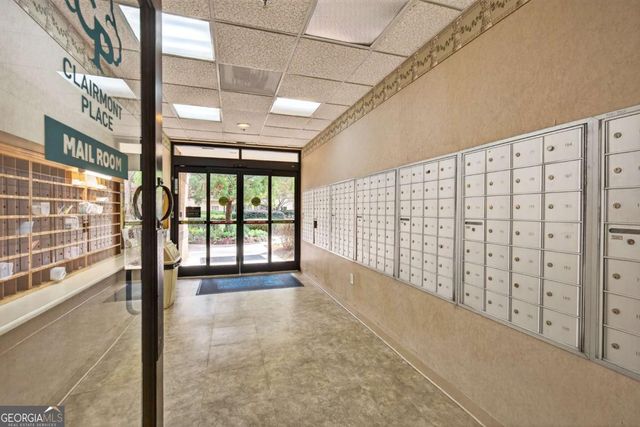 1800 Clairmont Lake A227, Decatur, GA 30033