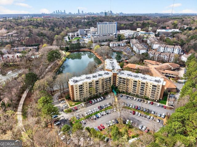 1800 Clairmont Lake A227, Decatur, GA 30033