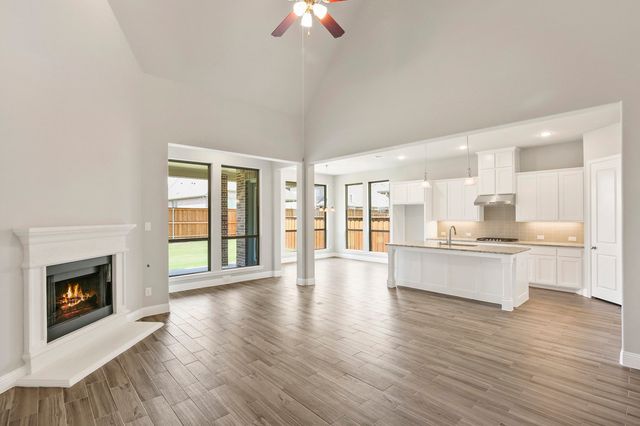 8336 RICHMOND, The Colony, TX 75056