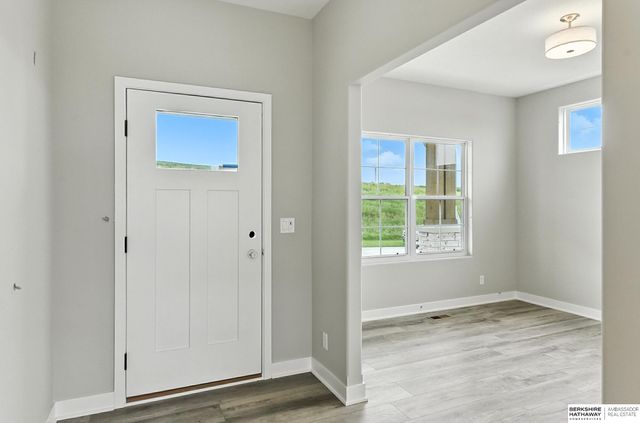 10508 S 117th Street, Papillion, NE 68046