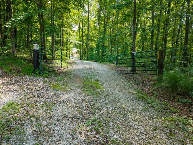 214 Price Valley Cemetery Road, Somerset, KY 42503