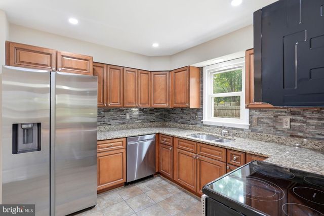 7804 RYDAL TER, Derwood, MD 20855