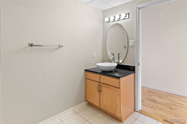 1501 Locust Street 909, St Louis, MO 63103