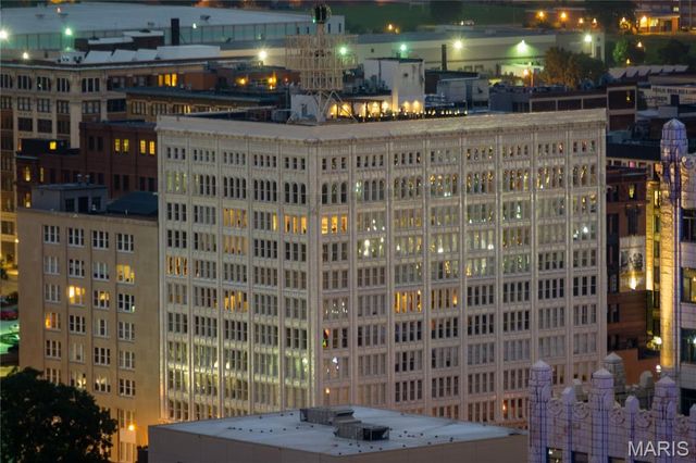 1501 Locust Street 909, St Louis, MO 63103