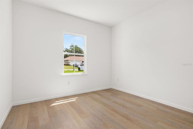 8100 N HILLVIEW CIRCLE, Dunnellon, FL 34434
