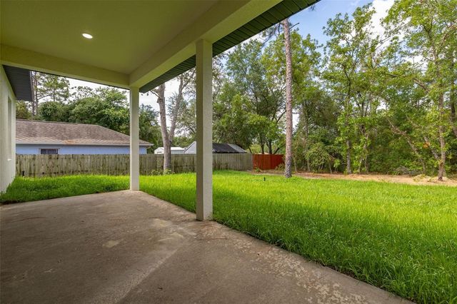 8100 N HILLVIEW CIRCLE, Dunnellon, FL 34434