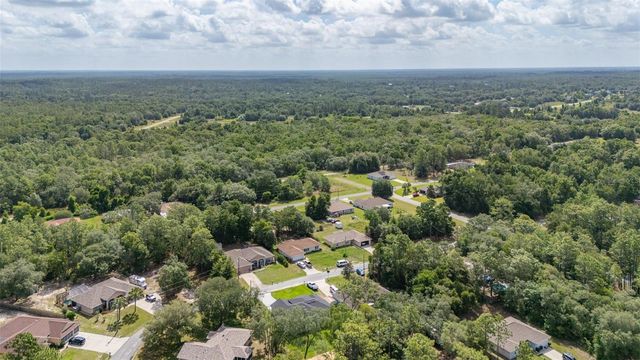 8100 N HILLVIEW CIRCLE, Dunnellon, FL 34434
