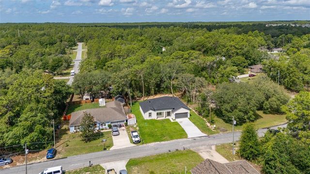 8100 N HILLVIEW CIRCLE, Dunnellon, FL 34434