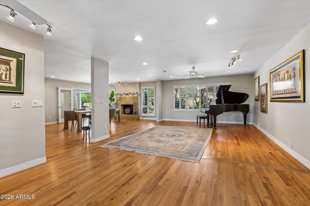 9817 N 36TH Street, Phoenix, AZ 85028