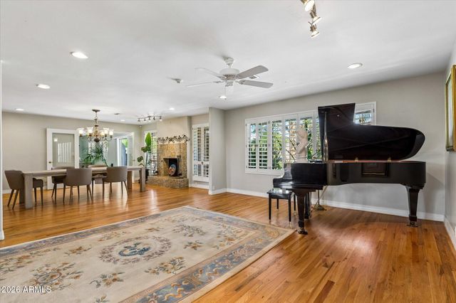 9817 N 36TH Street, Phoenix, AZ 85028