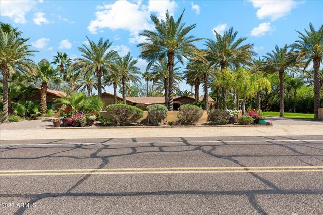 9817 N 36TH Street, Phoenix, AZ 85028