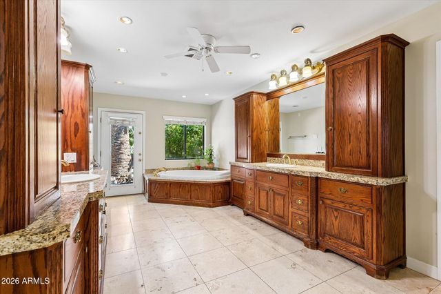 9817 N 36TH Street, Phoenix, AZ 85028