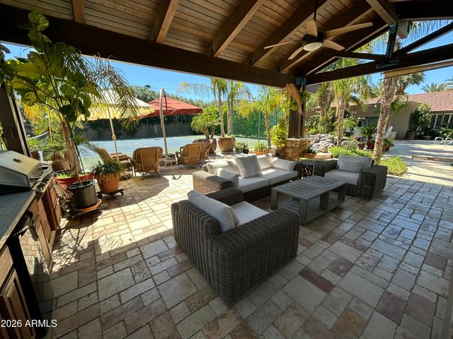 9817 N 36TH Street, Phoenix, AZ 85028