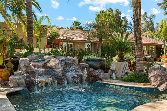 9817 N 36TH Street, Phoenix, AZ 85028