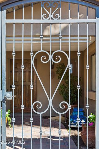 9817 N 36TH Street, Phoenix, AZ 85028