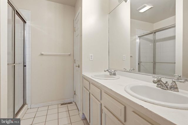 6 TURTLE CT, Delanco Twp, NJ 08075