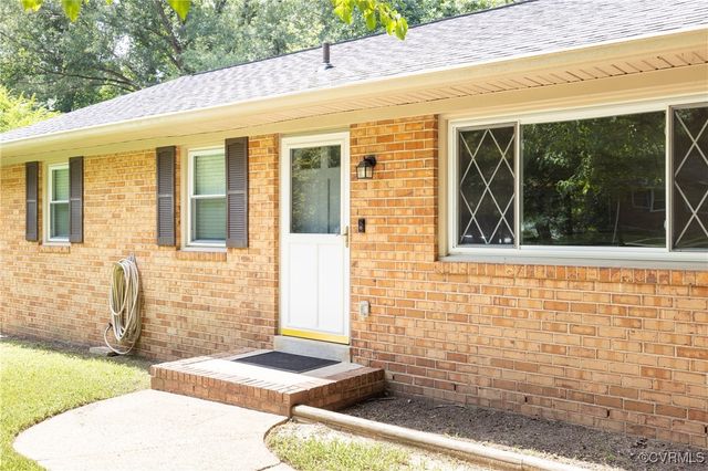 3100 Lifsey Ln, Chesterfield, VA 23832