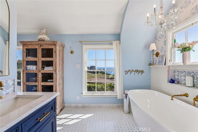2976 Via Alvarado, Palos Verdes Estates, CA 90274