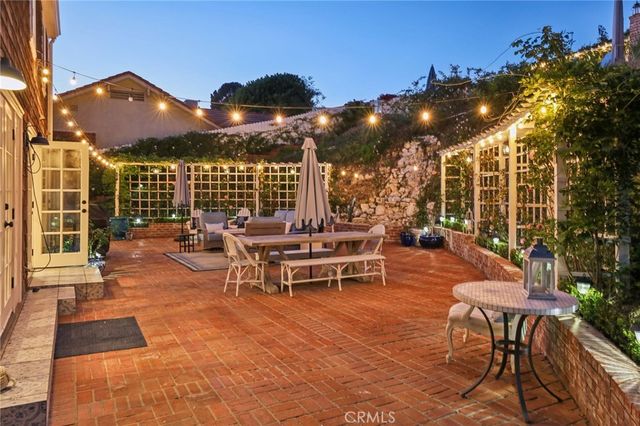 2976 Via Alvarado, Palos Verdes Estates, CA 90274