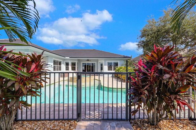 7186 SW Quiet River Court, Stuart, FL 34997