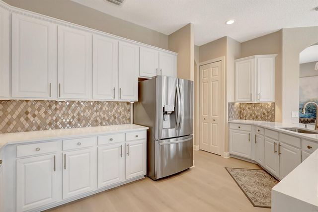 7186 SW Quiet River Court, Stuart, FL 34997