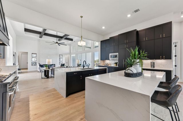 208 Winters CV, Florence, TX 76527