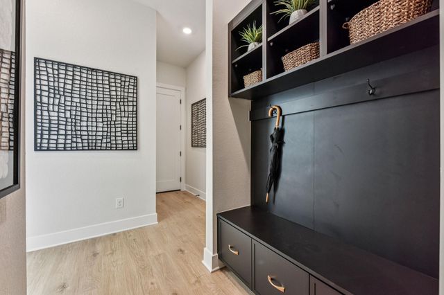 208 Winters CV, Florence, TX 76527