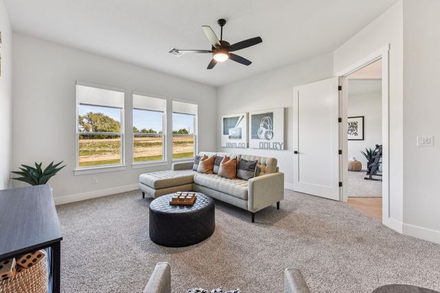 208 Winters CV, Florence, TX 76527