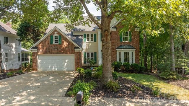 5217 Fairvista Drive, Charlotte, NC 28269
