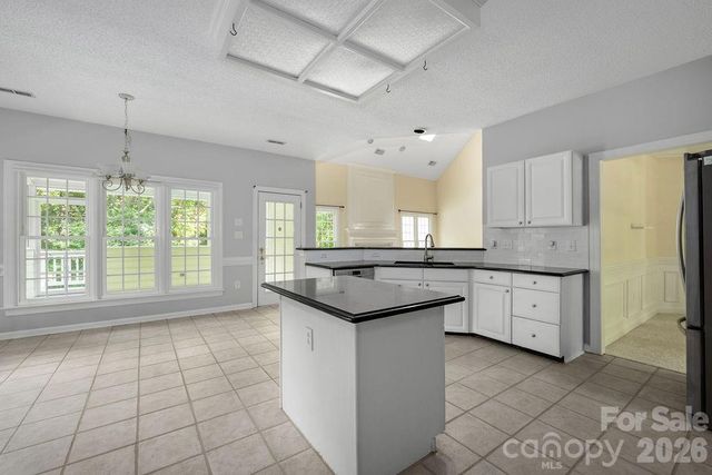 5217 Fairvista Drive, Charlotte, NC 28269