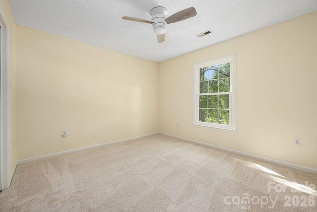 5217 Fairvista Drive, Charlotte, NC 28269