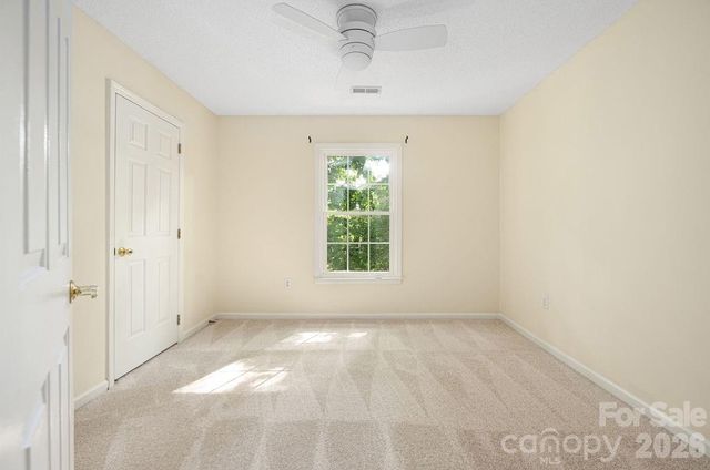5217 Fairvista Drive, Charlotte, NC 28269