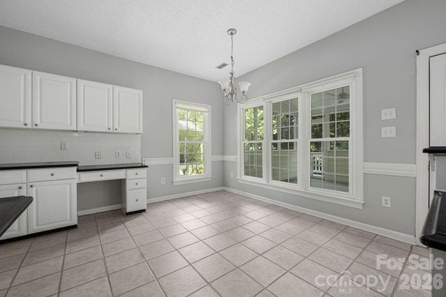 5217 Fairvista Drive, Charlotte, NC 28269